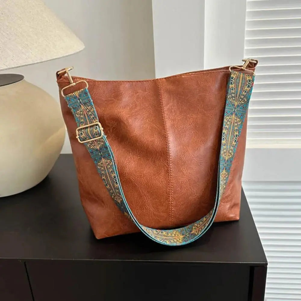 CLAIRE BAG - (Meine Favoritin) - Schulter Tasche mit Verzierung Grace Bag