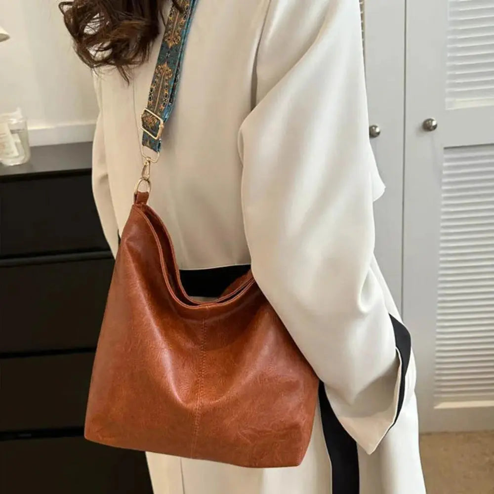 CLAIRE BAG - (Meine Favoritin) - Schulter Tasche mit Verzierung Grace Bag